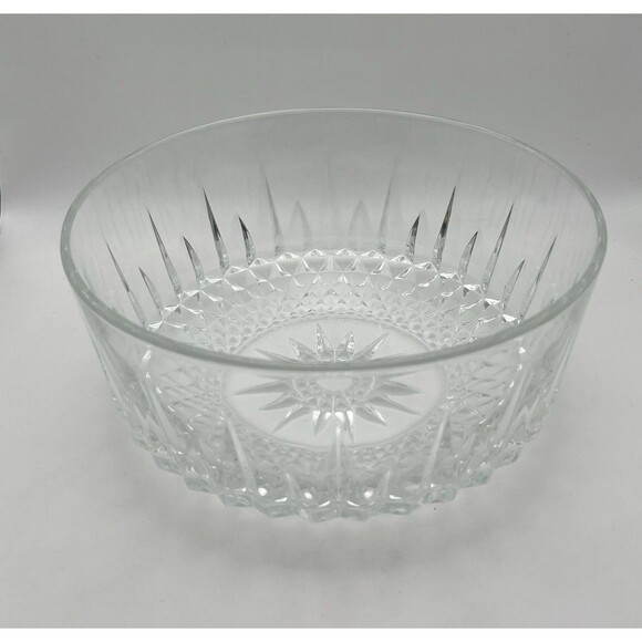 Vintage Arcoroc France Clear Glass Diamond Starburst Pattern 9" Serving Bowl - Picture 5 of 5